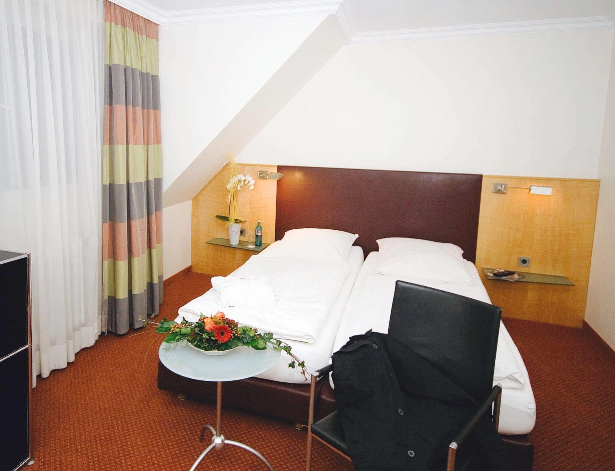 Hotel Menge An Der Schlacht 3*