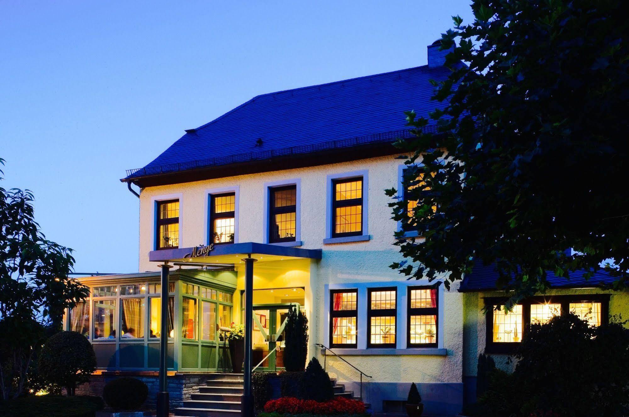 Hotel Menge An Der Schlacht